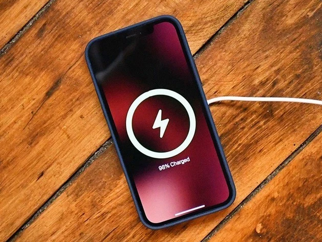 武邑苹果手机维修分享iPhone 12可以随便充电吗 